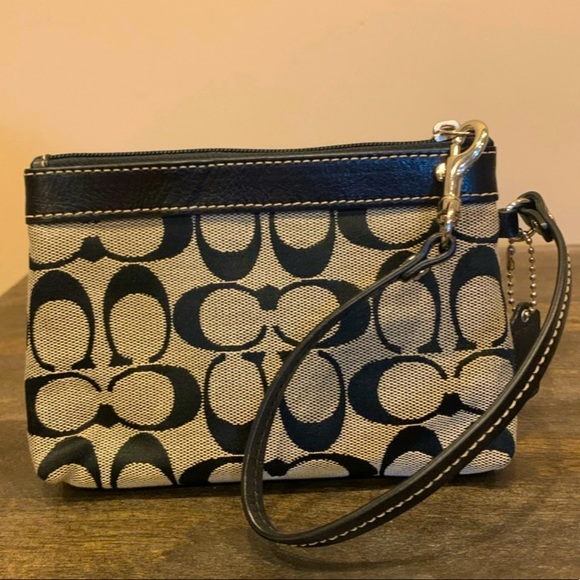Coach Monogram Signature Wristlet - Picture 5 of 8